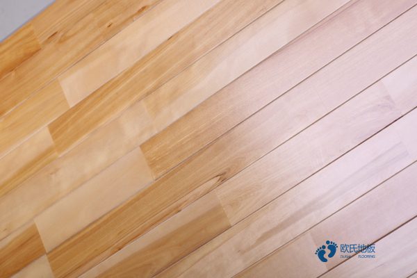 运动木地板悬浮式安装的优点是什么