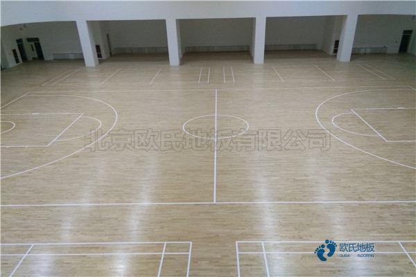 体育场馆木地板安装标准