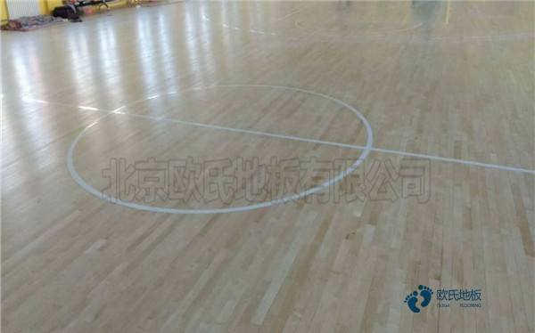 篮球馆木地板铺设方法
