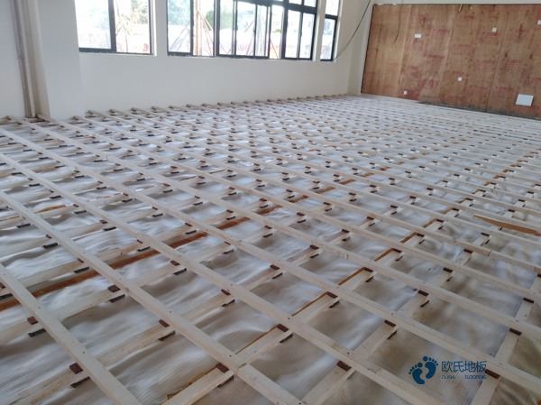 上海舞蹈室木地板怎么维护