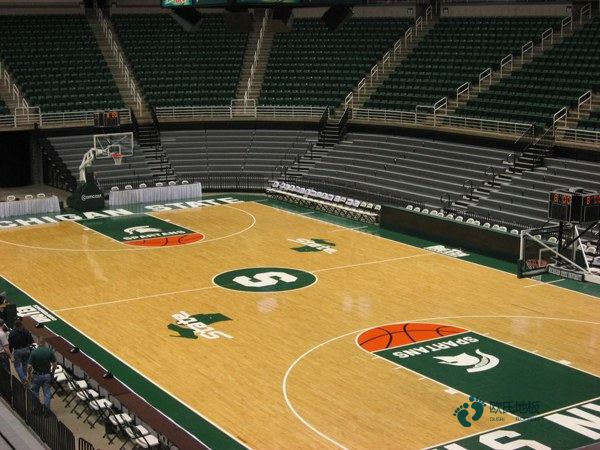 国内篮球地板施工技术
