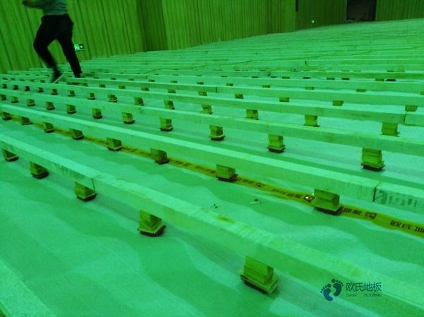 硬木企口舞台木地板每平米价格