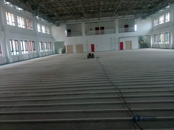 实木体育场馆地板安装公司
