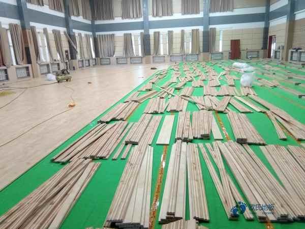 寻求篮球体育地板哪个品牌好