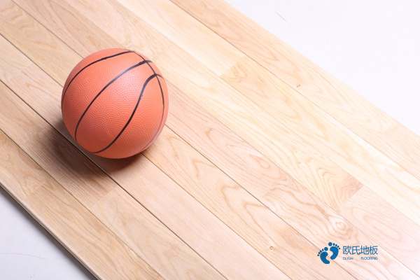 篮球场馆木地板施工
