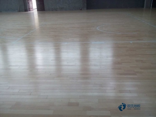 篮球运动木地板维修3