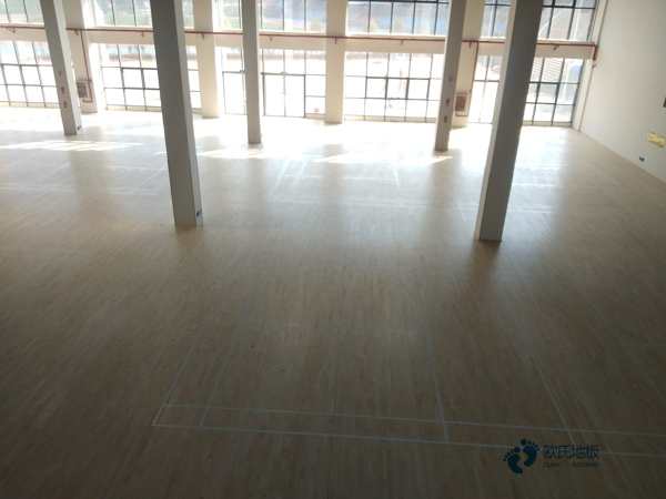 普通運動籃球木地板施工工藝