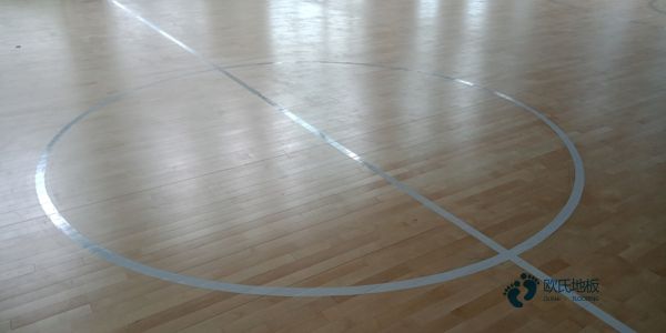 训练馆篮球馆地板怎么维修