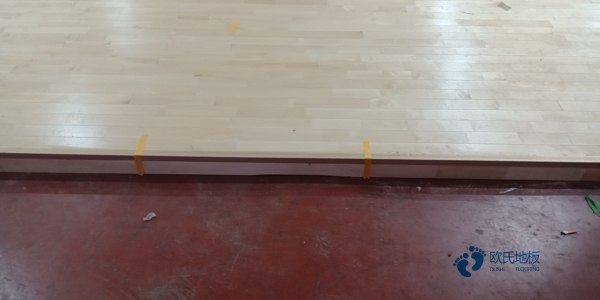 柞木品牌厂家体育运动地板