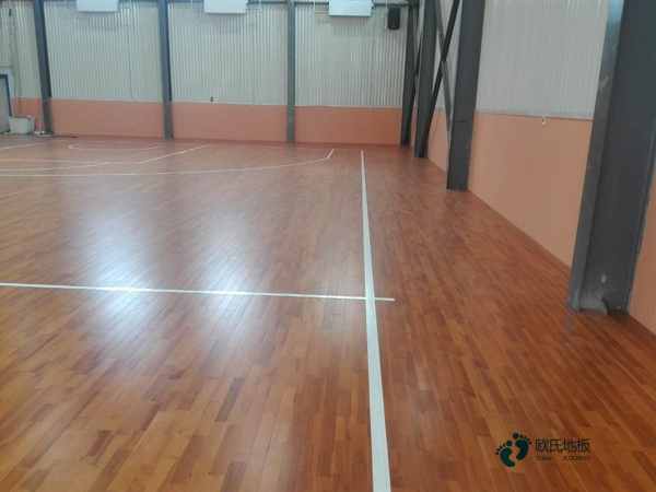 枫桦木体育篮球木地板保养方法