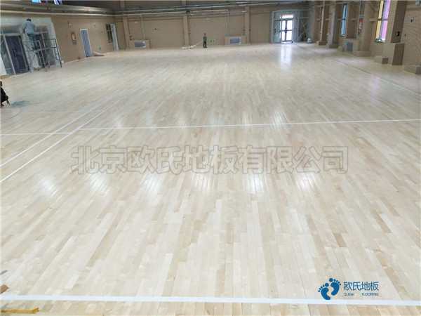 篮球场地地板哪家性价比高