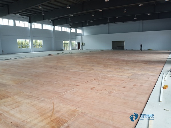 篮球运动木地板厂家报价