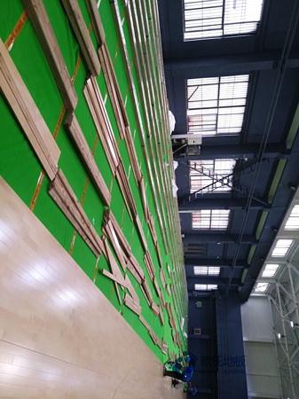 行业体育场馆地板安装公司