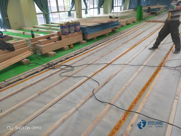 行業籃球館地板安裝公司