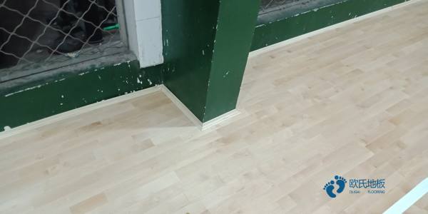 销售运动场地板厂家报价