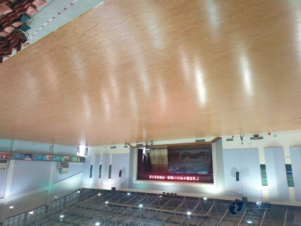 高端体育馆地板安装公司