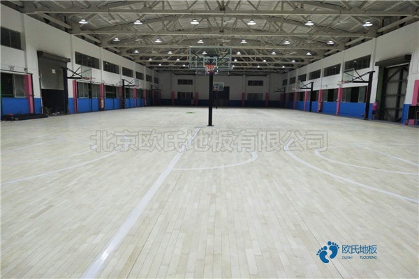 乌鲁木齐企口篮球地板施工方案