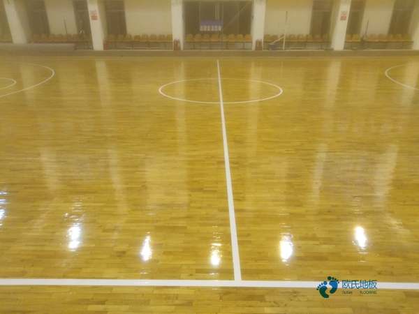 松木木地板篮球场单层龙骨结构