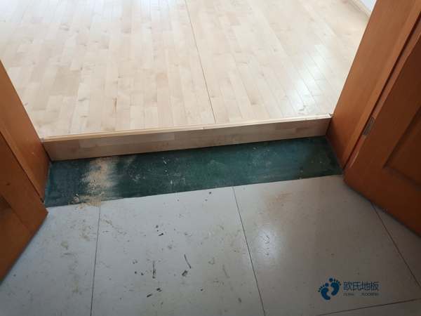 国产体育场馆地板施工方案3