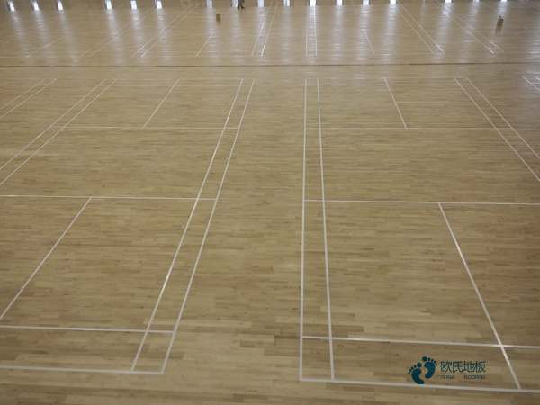 学校篮球场木地板灰分含量