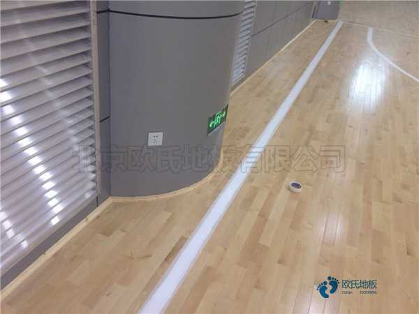 广州专用篮球木地板多少钱一平米