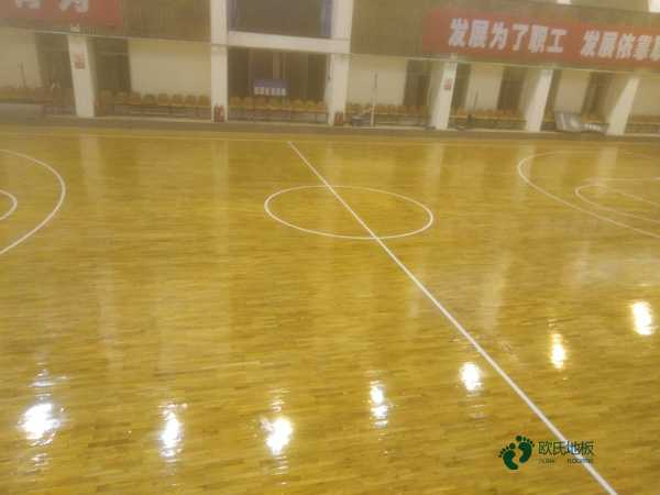 学校篮球运动木地板施工步骤