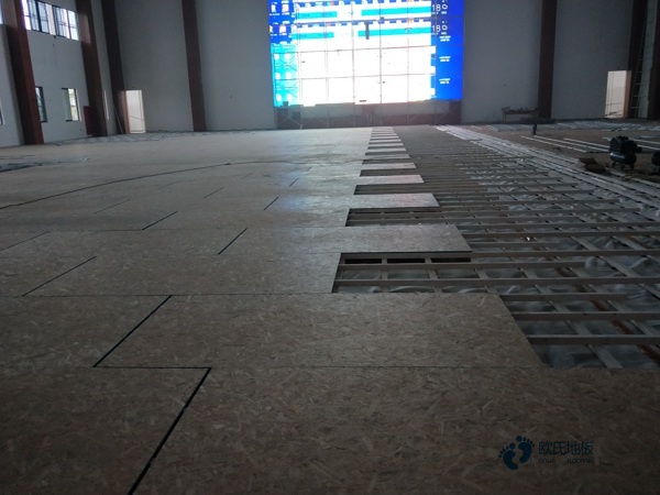 學(xué)校籃球館地板的參數(shù)