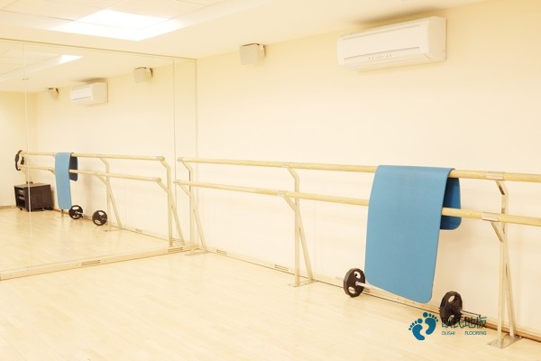 學?；@球館地板選購