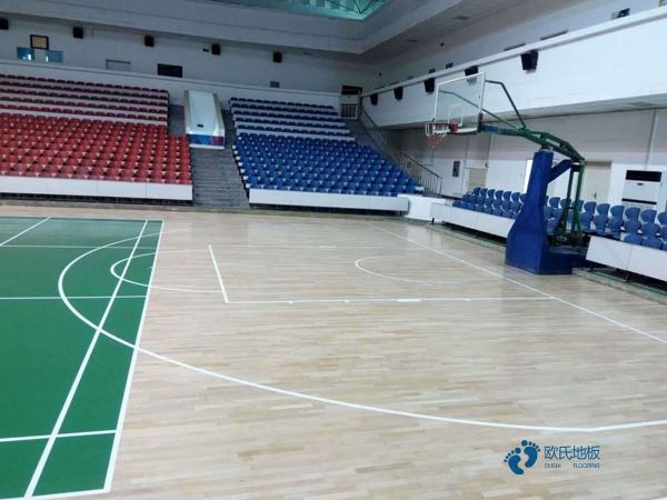 专业篮球馆木地板施工团队
