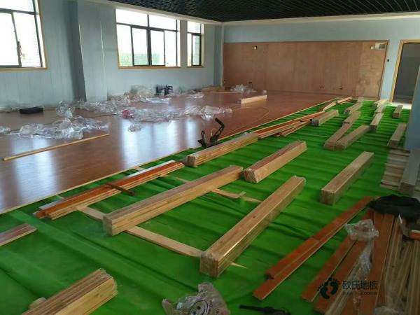 承接运动型木地板