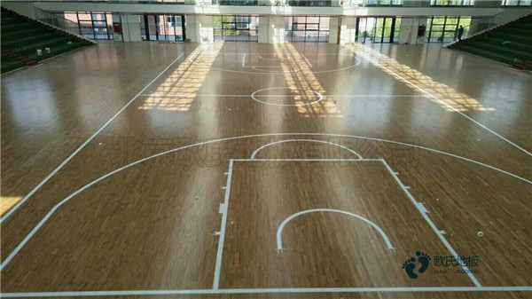 专用体育场馆木地板厂家报价