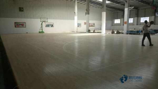 专用篮球场地地板施工工艺