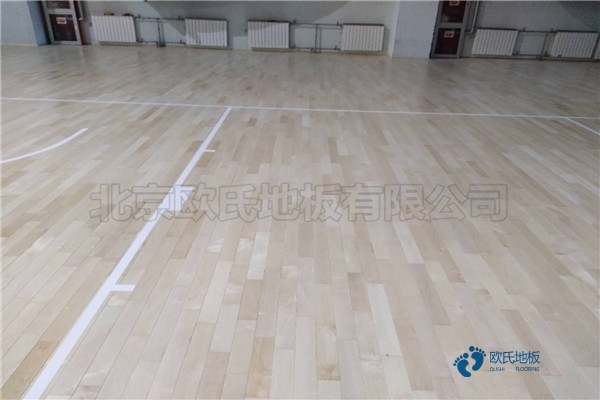 优惠的体育篮球地板品牌哪个好