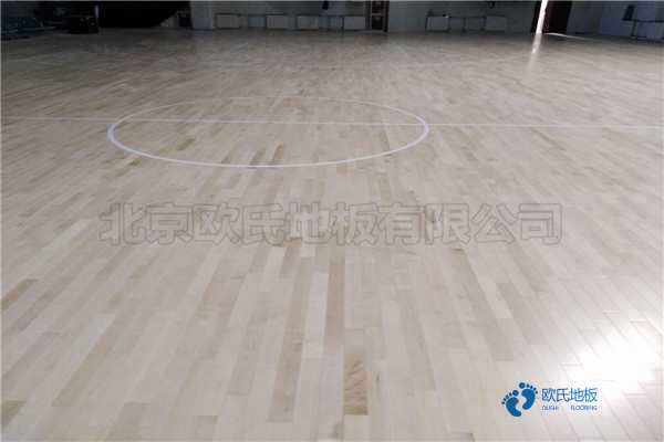 优惠的体育篮球地板品牌哪个好