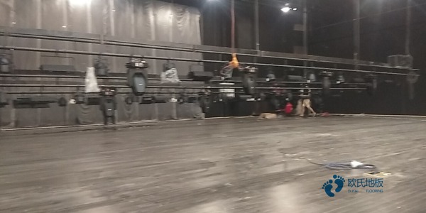 較好的運(yùn)動(dòng)館木地板施工隊(duì)