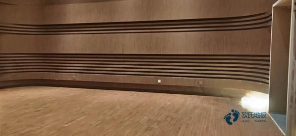 單龍骨籃球館地板廠家報價