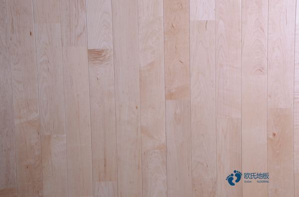 双龙骨体育馆木地板保养知识2