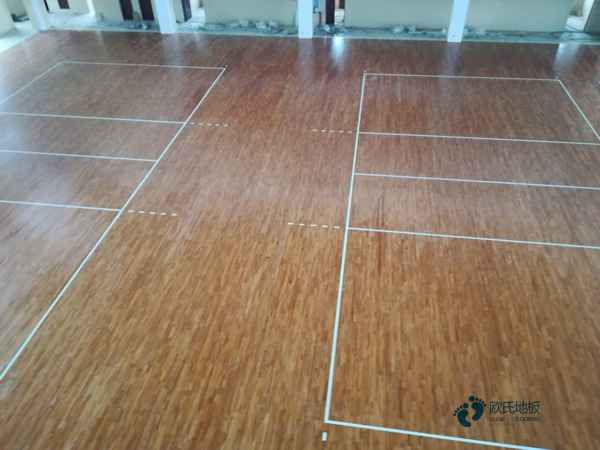 ȥ������������ľ�ذ�һ�����Ǯ