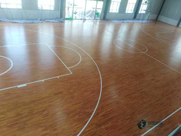 实木体育篮球木地板保养方法