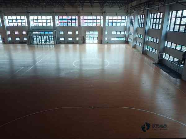 室內(nèi)運(yùn)動(dòng)館地板施工工藝