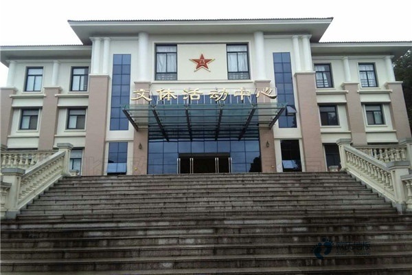 悬浮式体育篮球地板施工