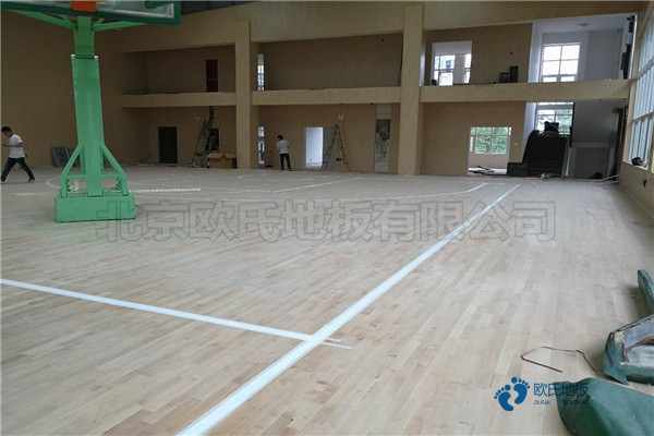 懸浮式運(yùn)動(dòng)場館地板施工單位