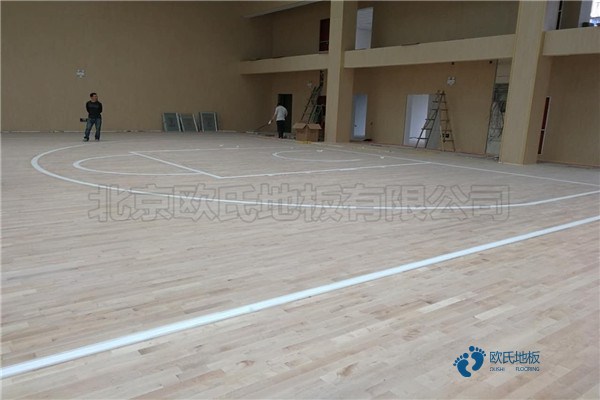 懸浮式運(yùn)動(dòng)場館地板施工單位