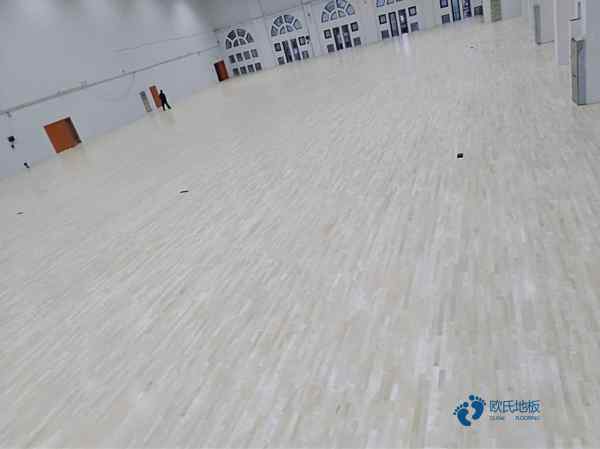 普通篮球场地地板安装公司