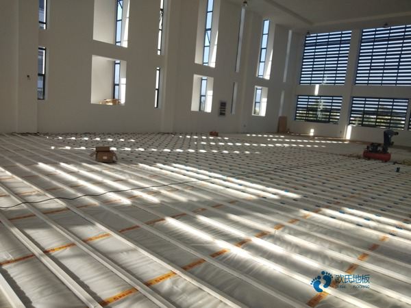 有哪些篮球场馆地板安装公司