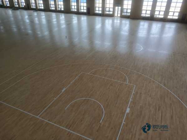 定做体育馆地板哪个牌子比较好3