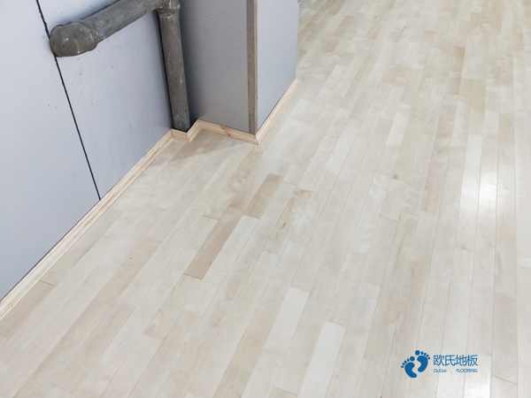 楓木籃球體育木地板保養知識