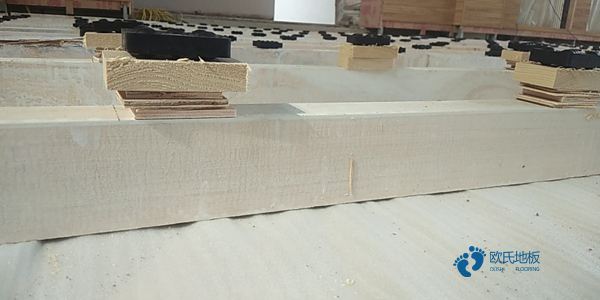 定做篮球场馆地板品牌3
