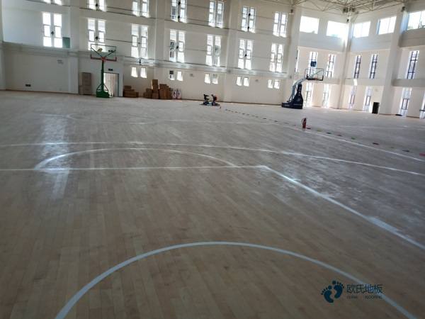 篮球木地板毛板厚度