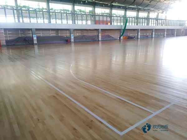 篮球木地板清洁维护